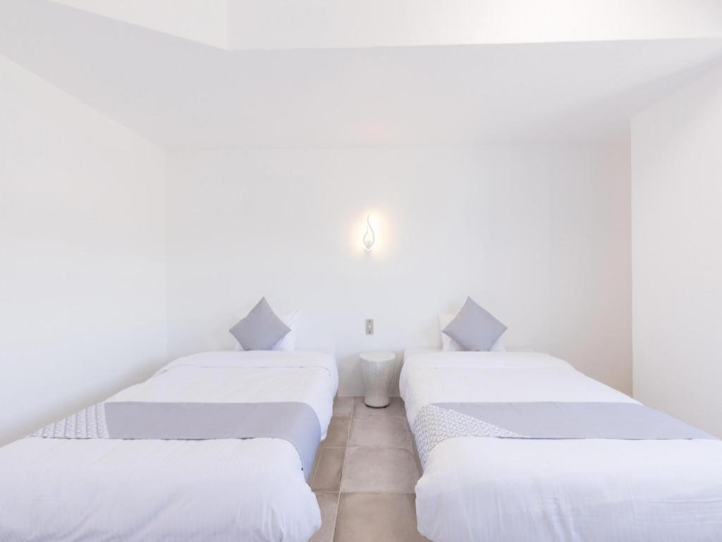 Mykonos Resort Miura Yokosuka Bagian luar foto
