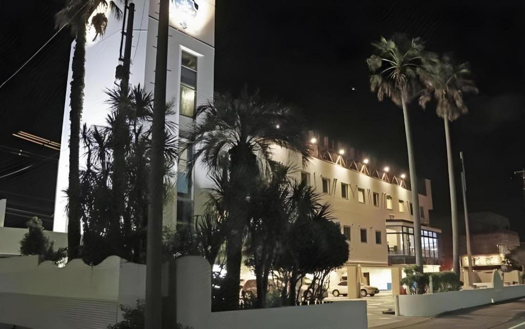 Mykonos Resort Miura Yokosuka Bagian luar foto