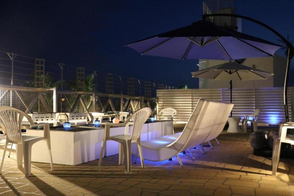 Mykonos Resort Miura Yokosuka Bagian luar foto